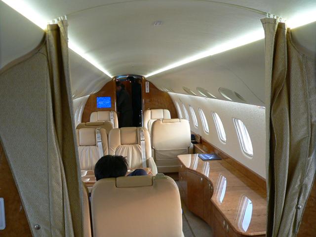 11ffr381aduyp.jpg
