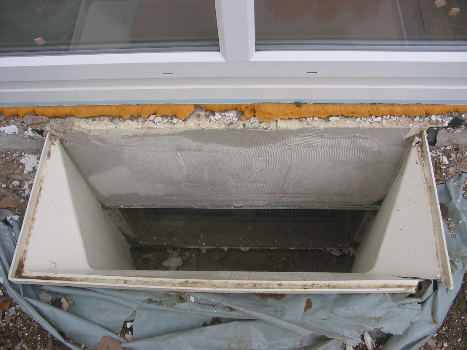 BAU.DE - Forum - Keller - 12197: Lichtschacht wurde beschädigt