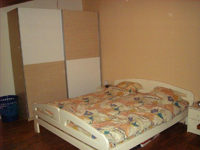 akgitch6dk1i9dx4l.jpg