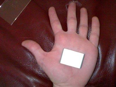 ja, ich habe wurschtfinger, aber das ding ist wirklich klein...