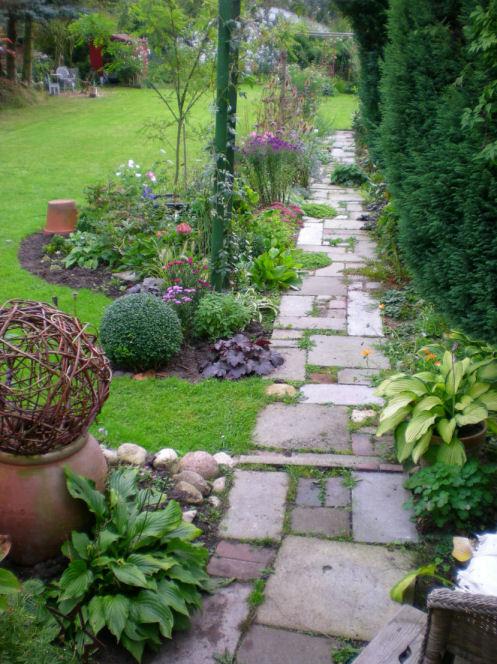 Gartenweg gestalten - Mein schöner Garten Forum