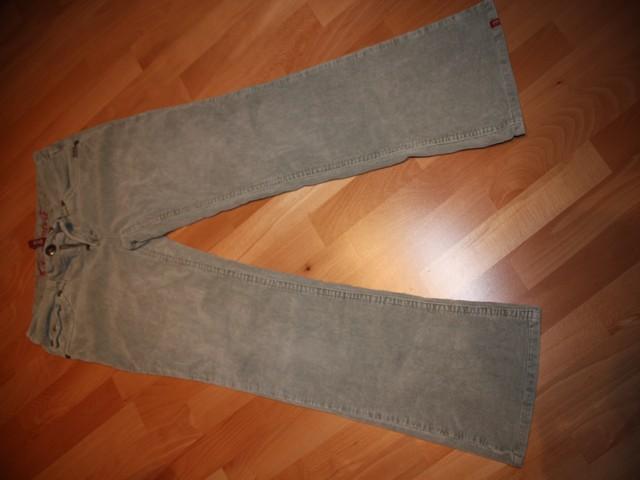 bhjb2xrk63yqot7m8.jpg