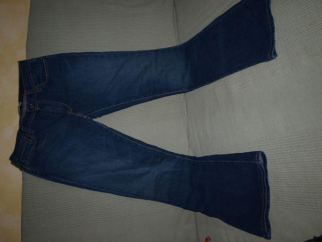 bkq71338fzz0kru2w.jpg