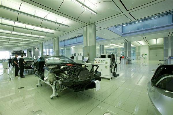 تصاویری بی نظیر از کمپانی بنز