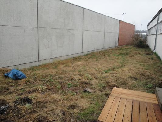 Wie bekommt man es hier hübscher??? - Mein schöner Garten Forum Wie bekommt man es hier hübscher??? - Mein schöner Garten Forum
