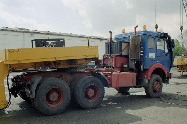 Mercedes benz ng 3850 #2