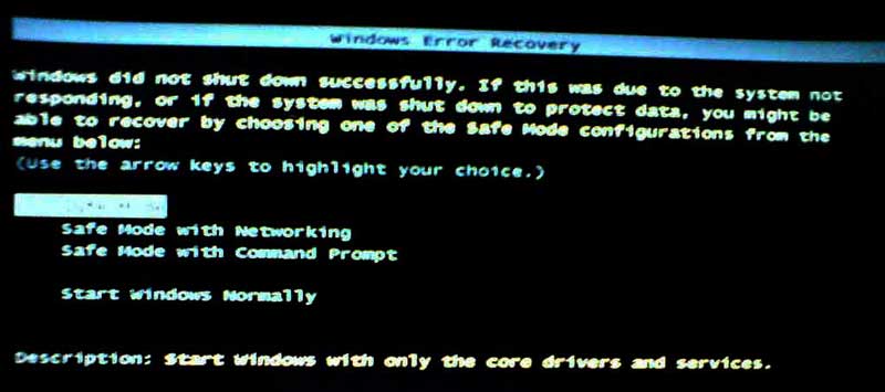 Các anh giúp em xem lỗi ở Laptop này với - 1