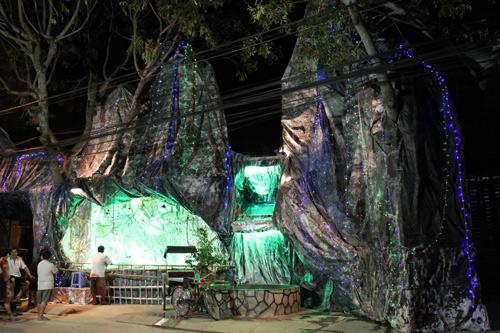 Những điều cần tránh khi đi chơi Noel khu Xóm Đạo Q.8. - 10