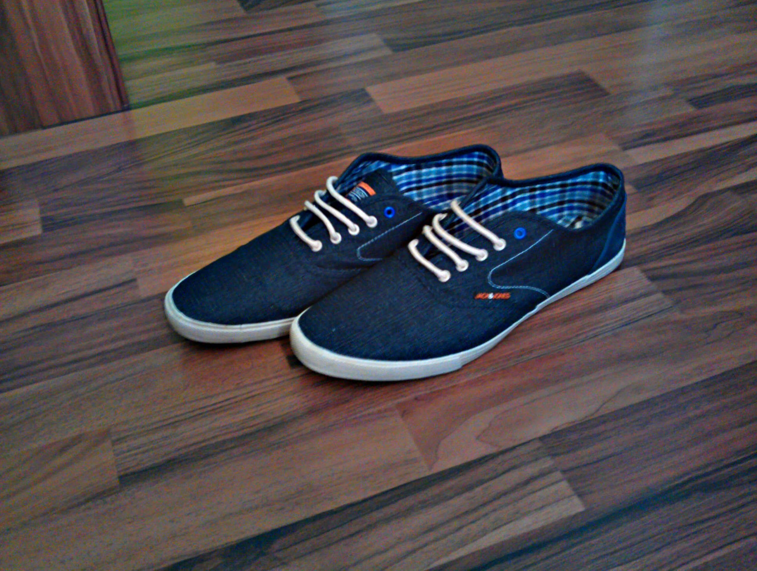 c2mw1x80uepaw5lue.jpg