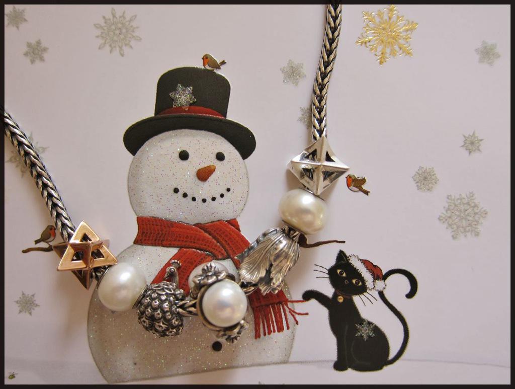 Merry Xmas from Cats :) Ckdiyjzdz4r9pca0i