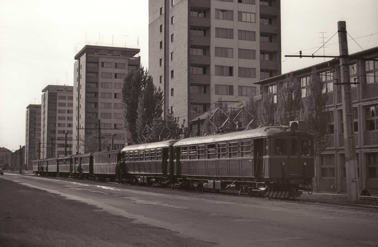 http://666kb.com/i/dks87715r2gus9dds.jpg
