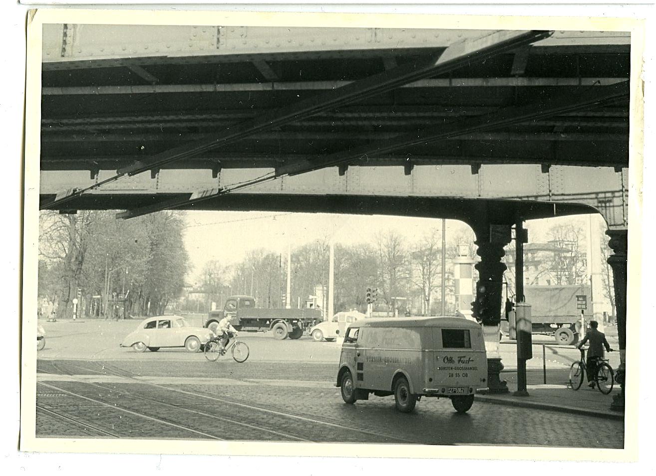 Tempo, Matador, ca.1950, Originalfoto  Hamburg, Dammtor